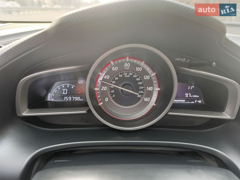 Седан Mazda 3 2013 в Днепре