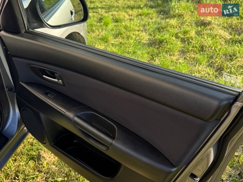 Хетчбек Mazda 3 2005 в Галичі