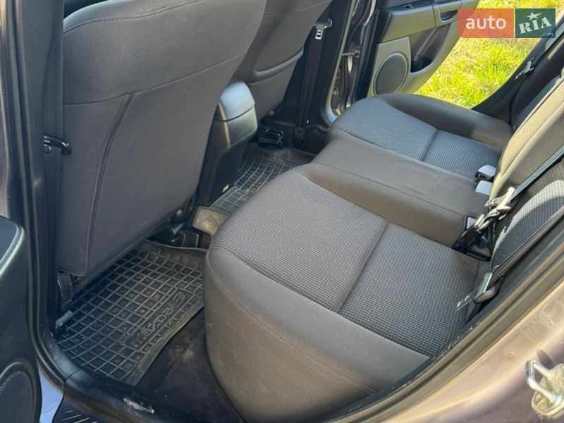 Хэтчбек Mazda 3 2005 в Галиче фото 23 Хэтчбек Mazda 3 2005 в Галиче