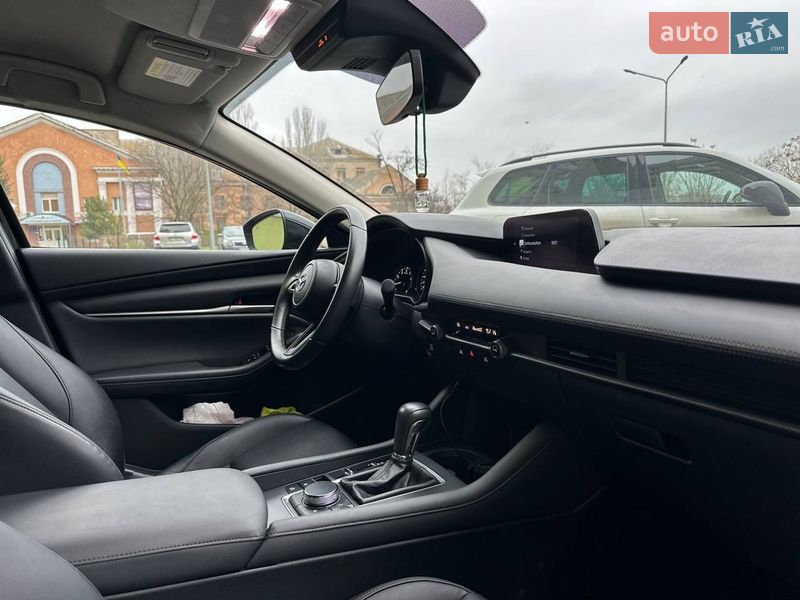 Седан Mazda 3 2021 в Николаеве