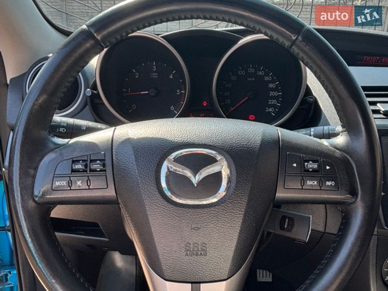 Хэтчбек Mazda 3 2009 в Калуше