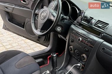 Хэтчбек Mazda 3 2004 в Днепре