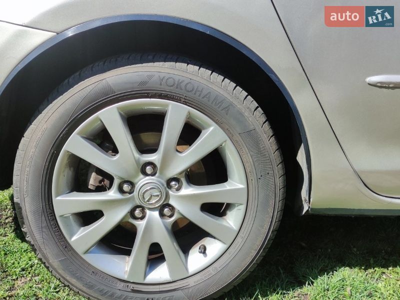 Седан Mazda 3 2006 в Прилуках