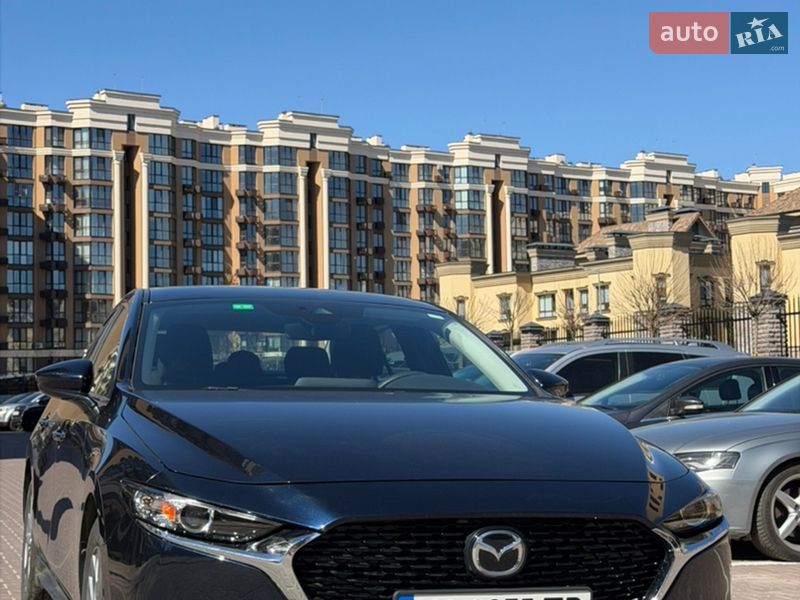 Седан Mazda 3 2021 в Киеве