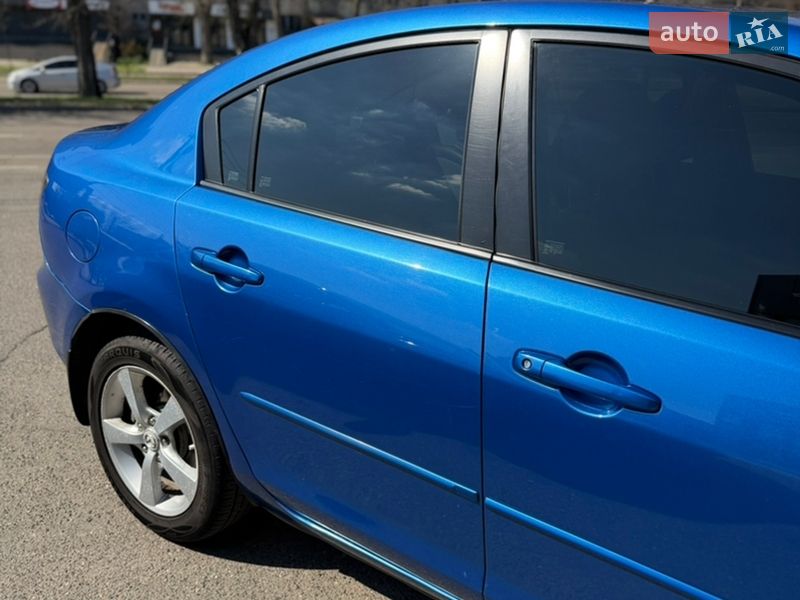 Седан Mazda 3 2006 в Одесі