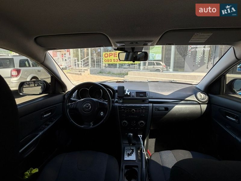 Седан Mazda 3 2006 в Одесі