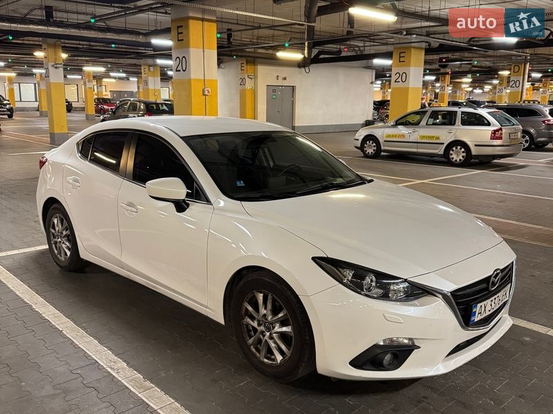 Mazda 3 2016