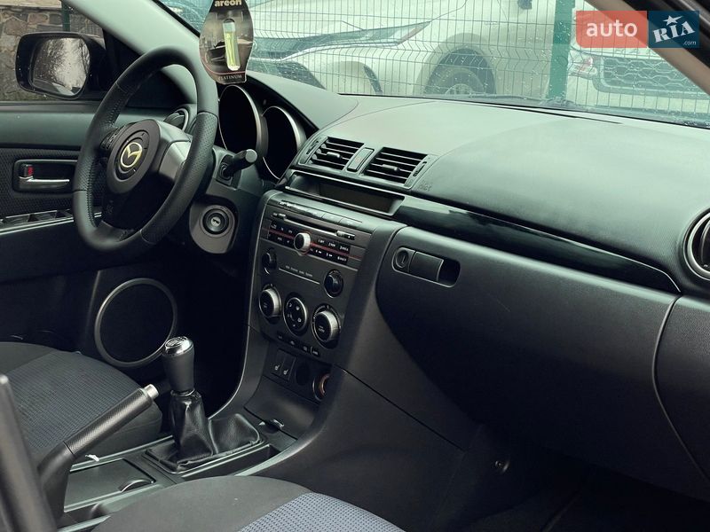 Седан Mazda 3 2007 в Бердичеве