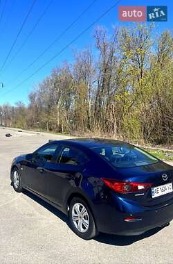 Седан Mazda 3 2014 в Днепре