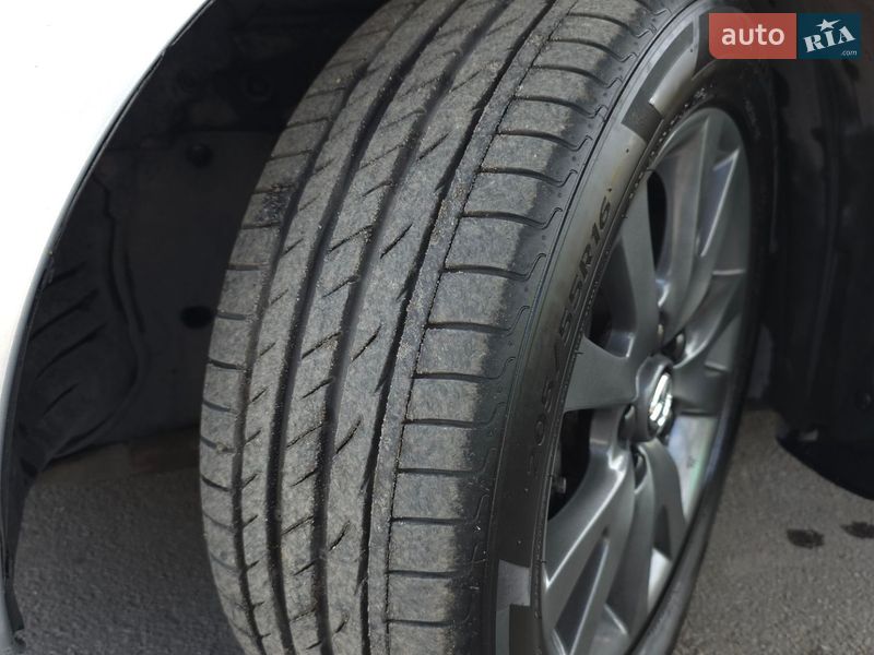 Хетчбек Mazda 3 2007 в Дніпрі