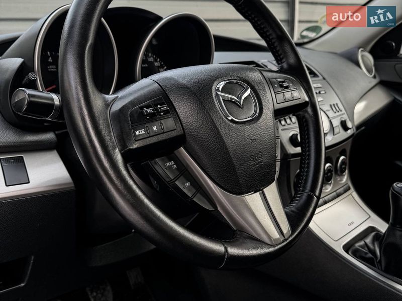Хетчбек Mazda 3 2010 в Черкасах фото 8 Хетчбек Mazda 3 2010 в Черкасах