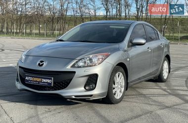 Седан Mazda 3 2012 в Дніпрі