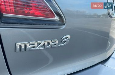 Седан Mazda 3 2012 в Днепре