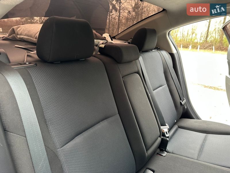 Седан Mazda 3 2010 в Корце