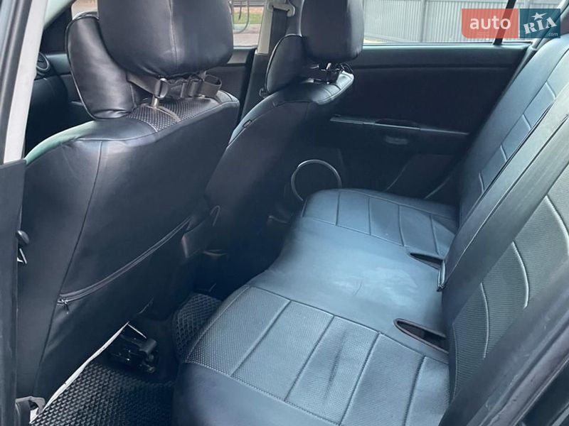 Седан Mazda 3 2008 в Ивано-Франковске