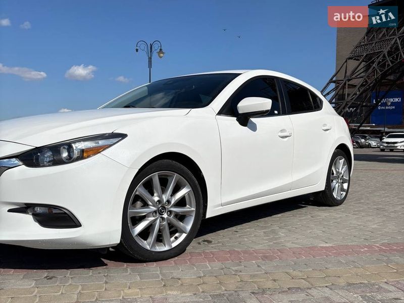 Хэтчбек Mazda 3 2017 в Харькове