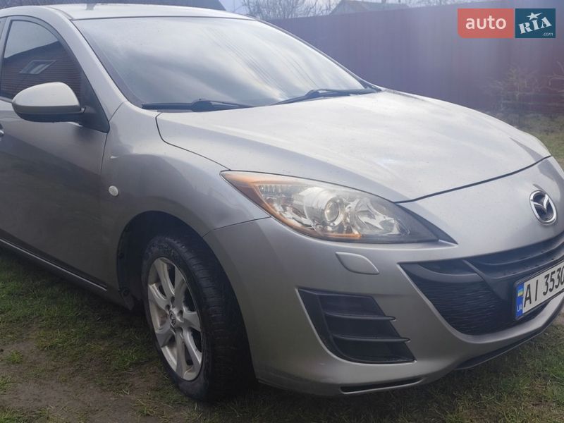 Хэтчбек Mazda 3 2009 в Шостке