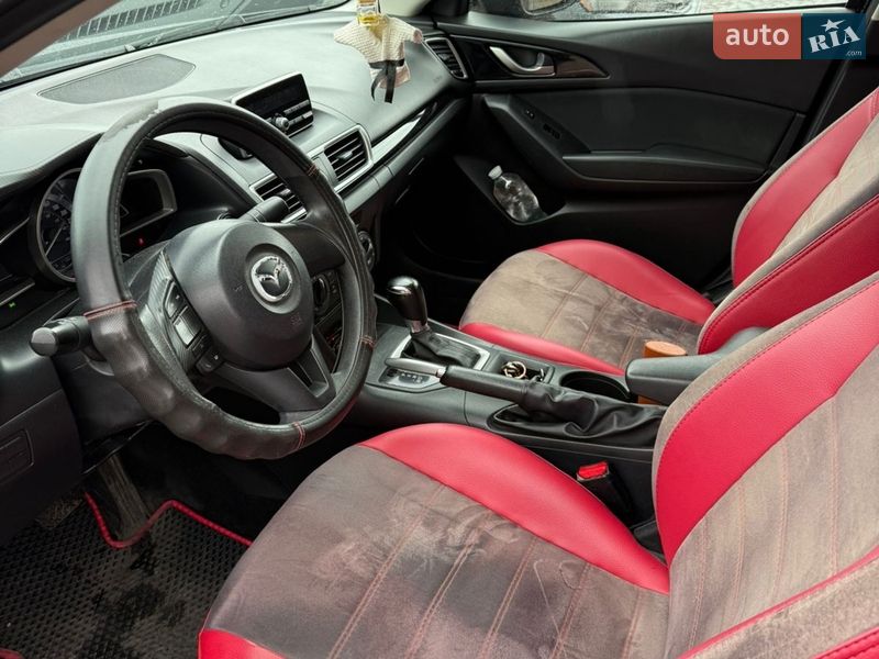 Седан Mazda 3 2014 в Кременчуге
