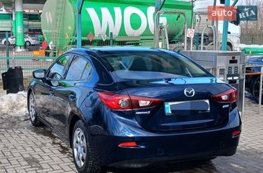 Седан Mazda 3 2015 в Житомире