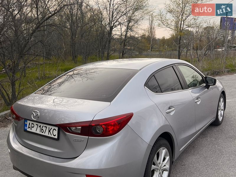 Седан Mazda 3 2016 в Запорожье