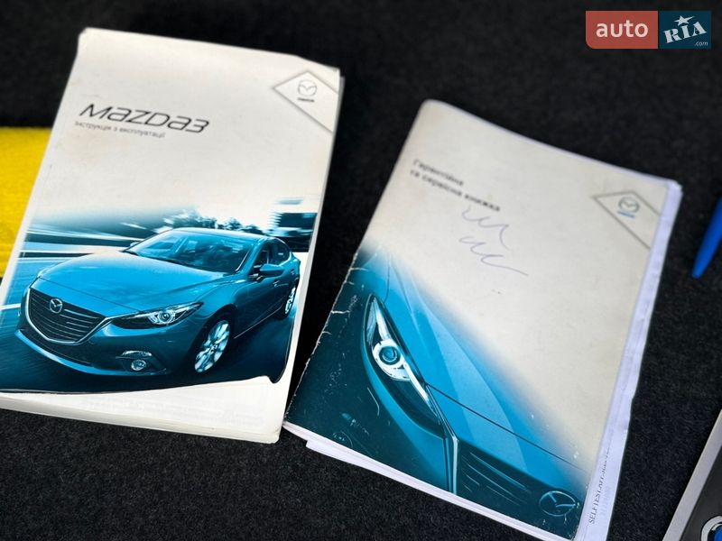 Седан Mazda 3 2016 в Харкові