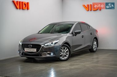 Седан Mazda 3 2017 в Киеве