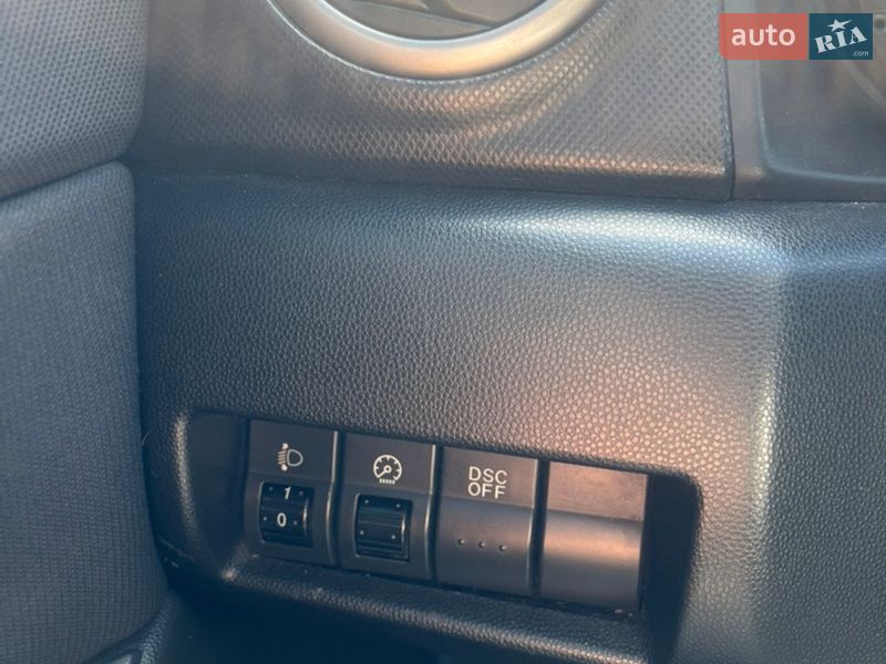 Хэтчбек Mazda 3 2004 в Киеве фото 11 Хэтчбек Mazda 3 2004 в Киеве