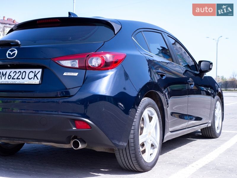 Хетчбек Mazda 3 2015 в Івано-Франківську