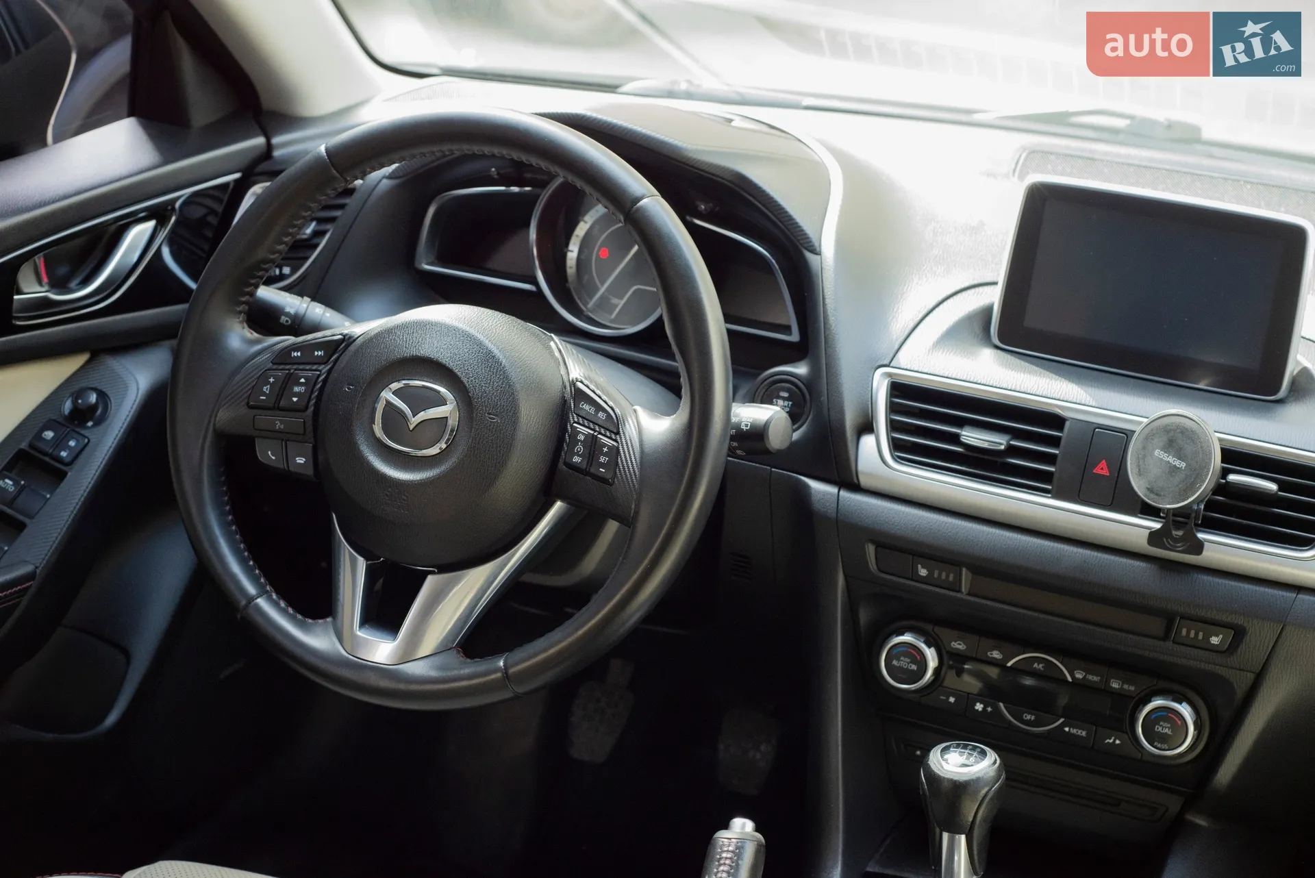 2015 Mazda 3 - мініатюра 26