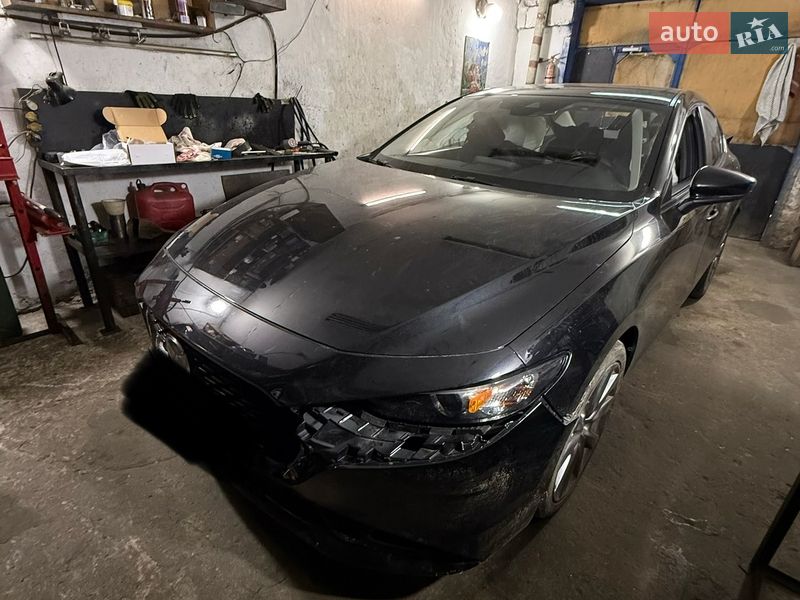 Седан Mazda 3 2020 в Киеве фото 3 Седан Mazda 3 2020 в Киеве
