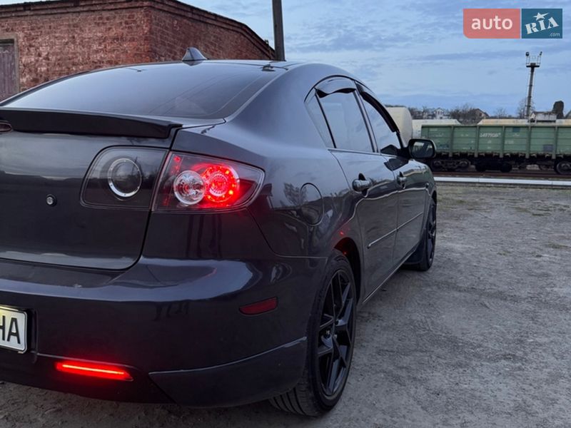 Седан Mazda 3 2006 в Ивано-Франковске