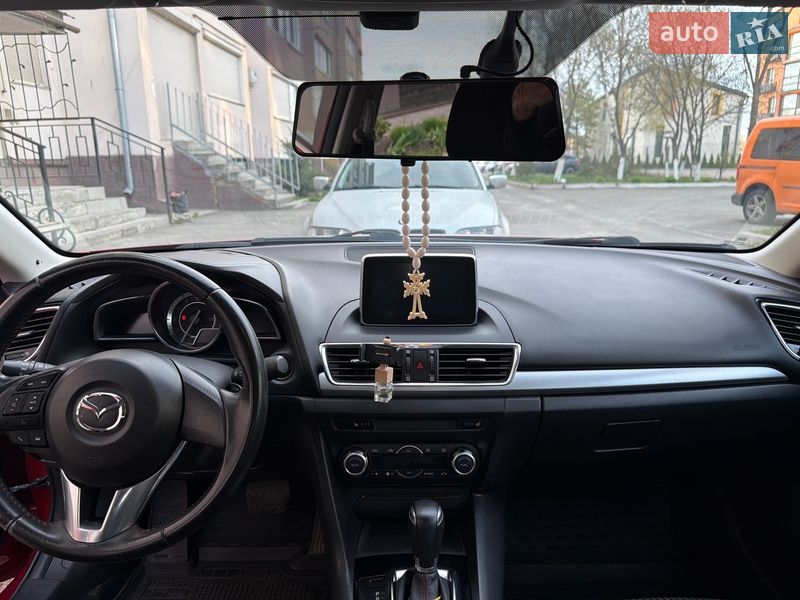 Седан Mazda 3 2014 в Киеве