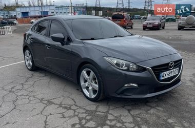 Хетчбек Mazda 3 2016 в Харкові