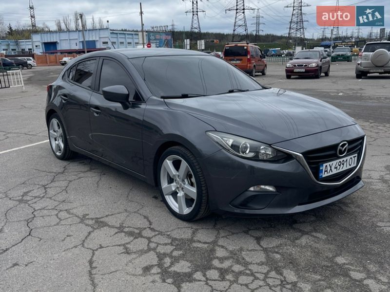 Mazda 3 2016
