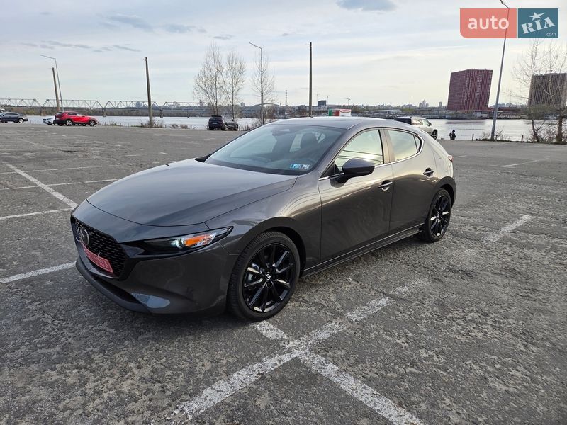 Хетчбек Mazda 3 2024 в Києві