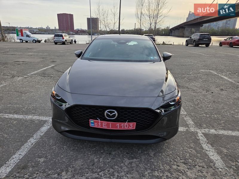 Хетчбек Mazda 3 2024 в Києві