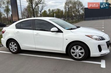 Седан Mazda 3 2011 в Києві
