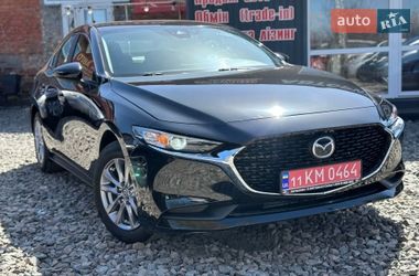 Седан Mazda 3 2020 в Смілі