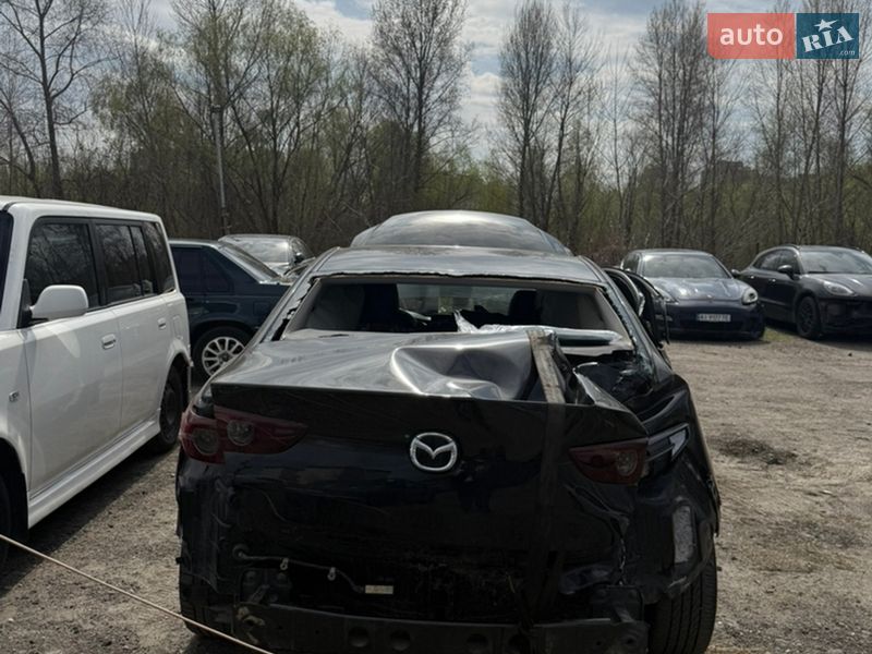 Седан Mazda 3 2020 в Киеве