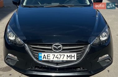 Седан Mazda 3 2014 в Киеве