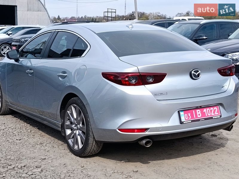 Седан Mazda 3 2019 в Луцке