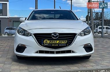 Седан Mazda 3 2016 в Стрые