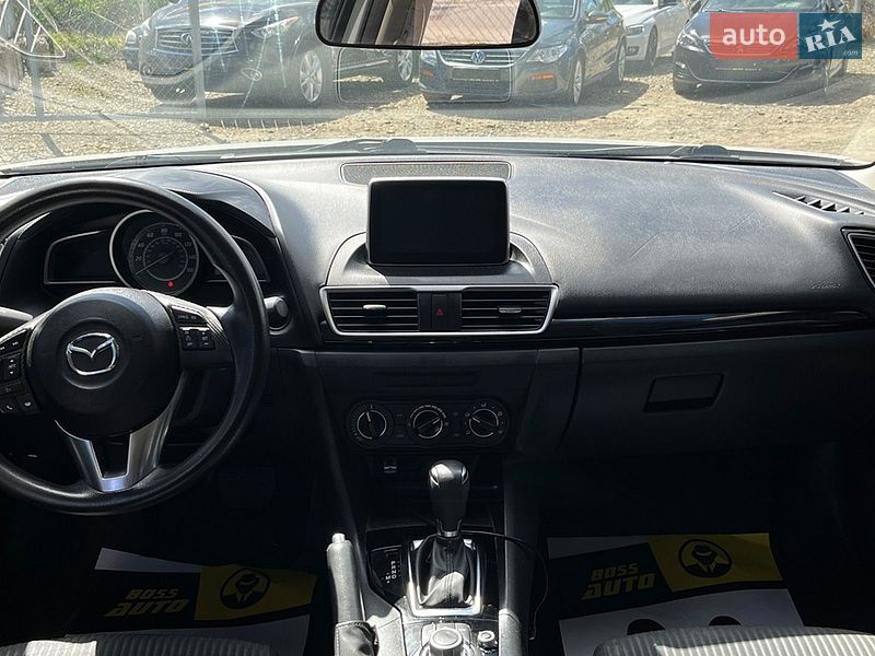 Седан Mazda 3 2016 в Стрые