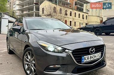 Хетчбек Mazda 3 2017 в Дніпрі