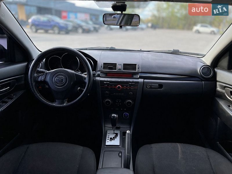 Седан Mazda 3 2006 в Запорожье