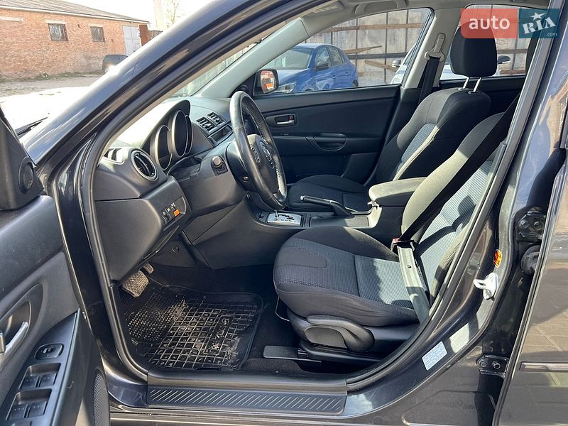Седан Mazda 3 2005 в Ковеле