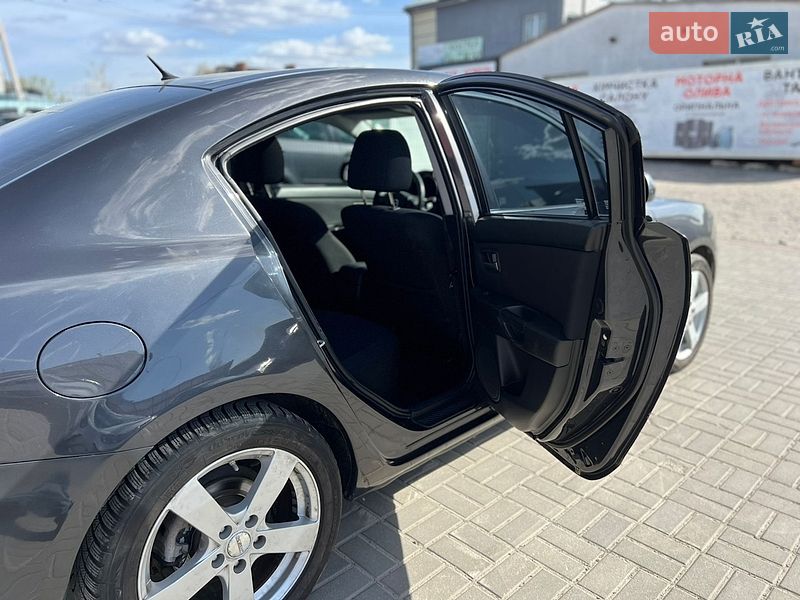Седан Mazda 3 2005 в Ковеле