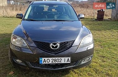Хэтчбек Mazda 3 2006 в Буштыне