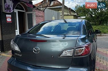 Седан Mazda 3 2012 в Виннице