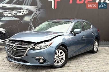 Седан Mazda 3 2015 в Львове